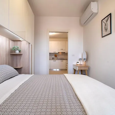 公寓 A Domo Tua 阿尔盖罗